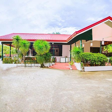 Oyo 875 Madhavi Beach Resort Balibago Exterior photo