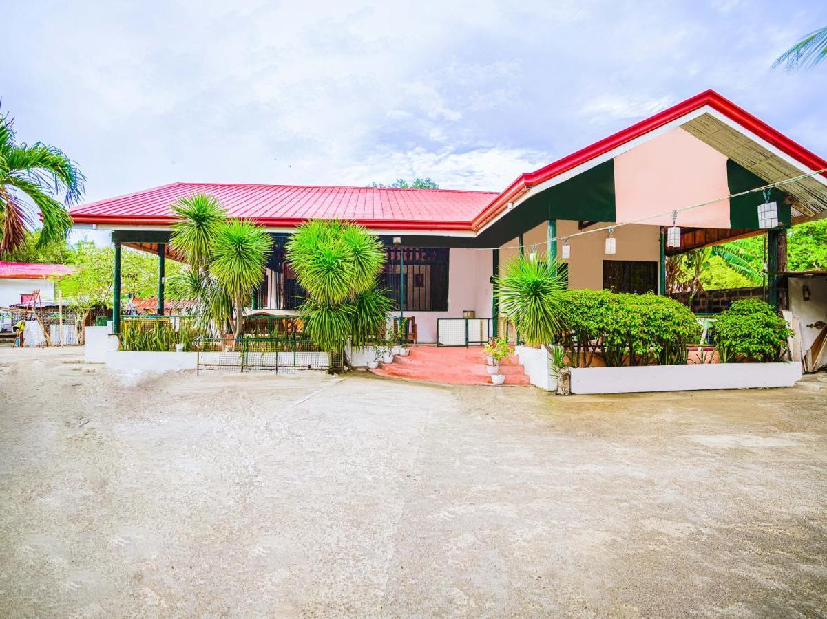Oyo 875 Madhavi Beach Resort Balibago Exterior photo